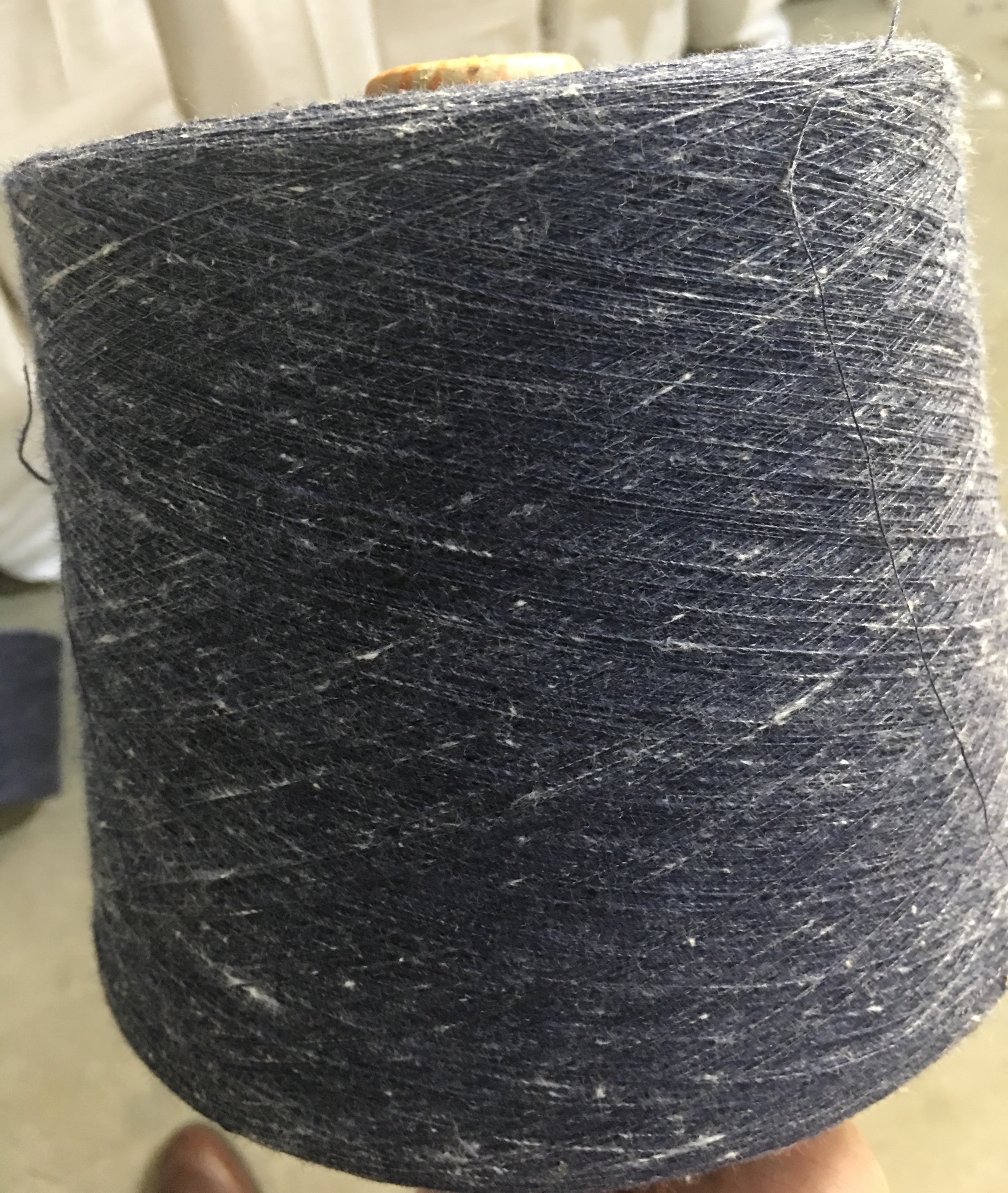 雪花色紡紗【廠家直銷】混紡滌粘棉加精梳落棉條白雪花點麻灰雪花點紗 批發(fā)