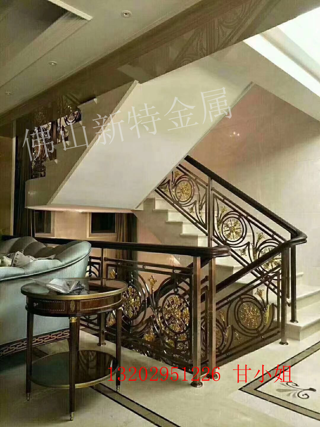 山東酒店鋁合金護(hù)欄弧形鋁藝雕花樓梯欄桿訂做