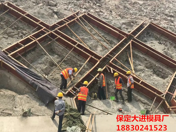 框架梁模具圖片