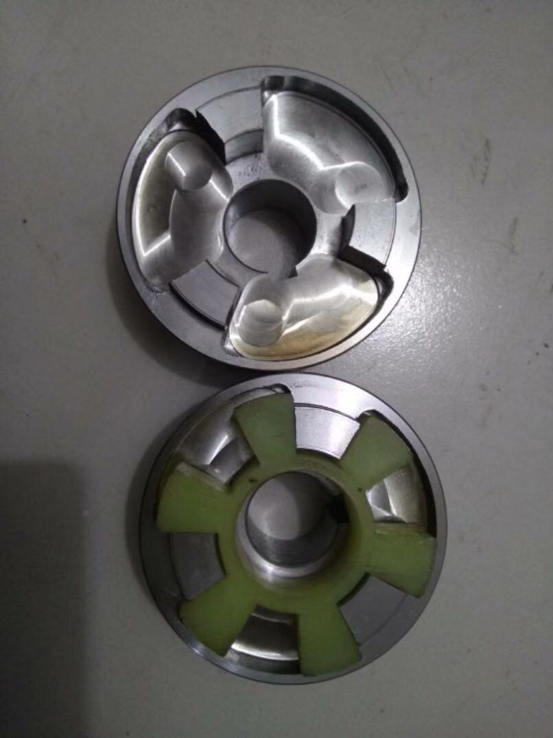 水泵聯(lián)軸器對輪聯(lián)軸器，河北水泵聯(lián)軸器