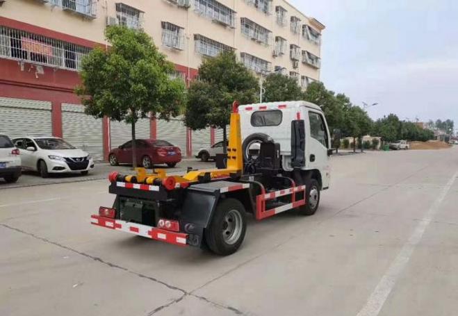 國六躍進(jìn)3方勾臂垃圾車圖片/國六躍進(jìn)3方勾臂垃圾車樣板圖 (4)
