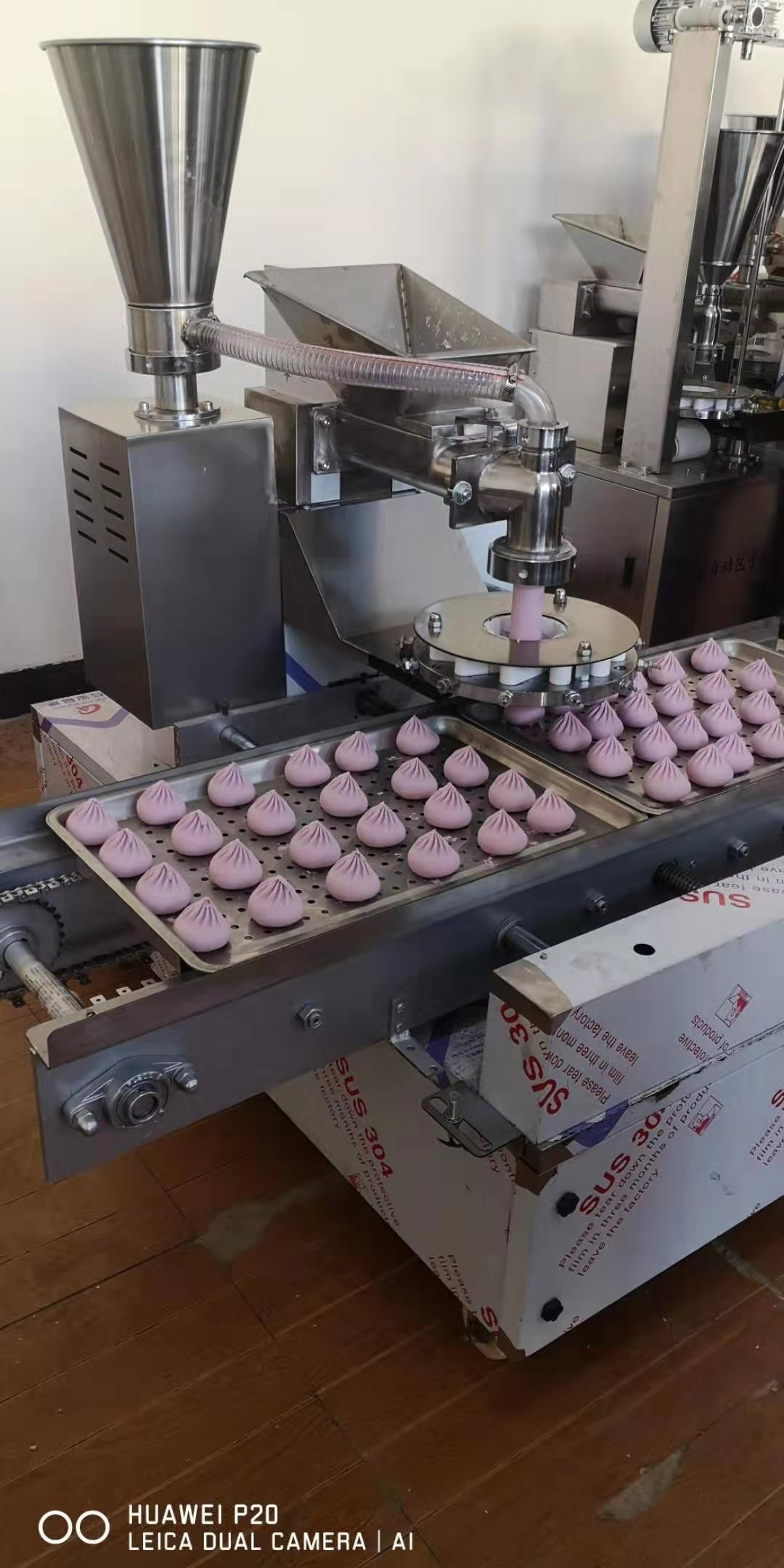 全自動包子擺盤機(jī)圖片/全自動包子擺盤機(jī)樣板圖 (1)