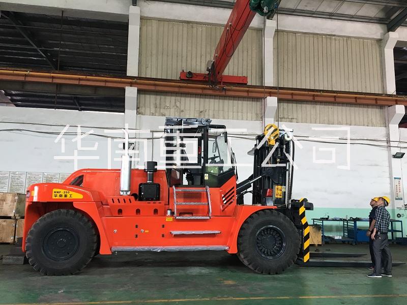 25噸叉車圖片/25噸叉車樣板圖 (4)