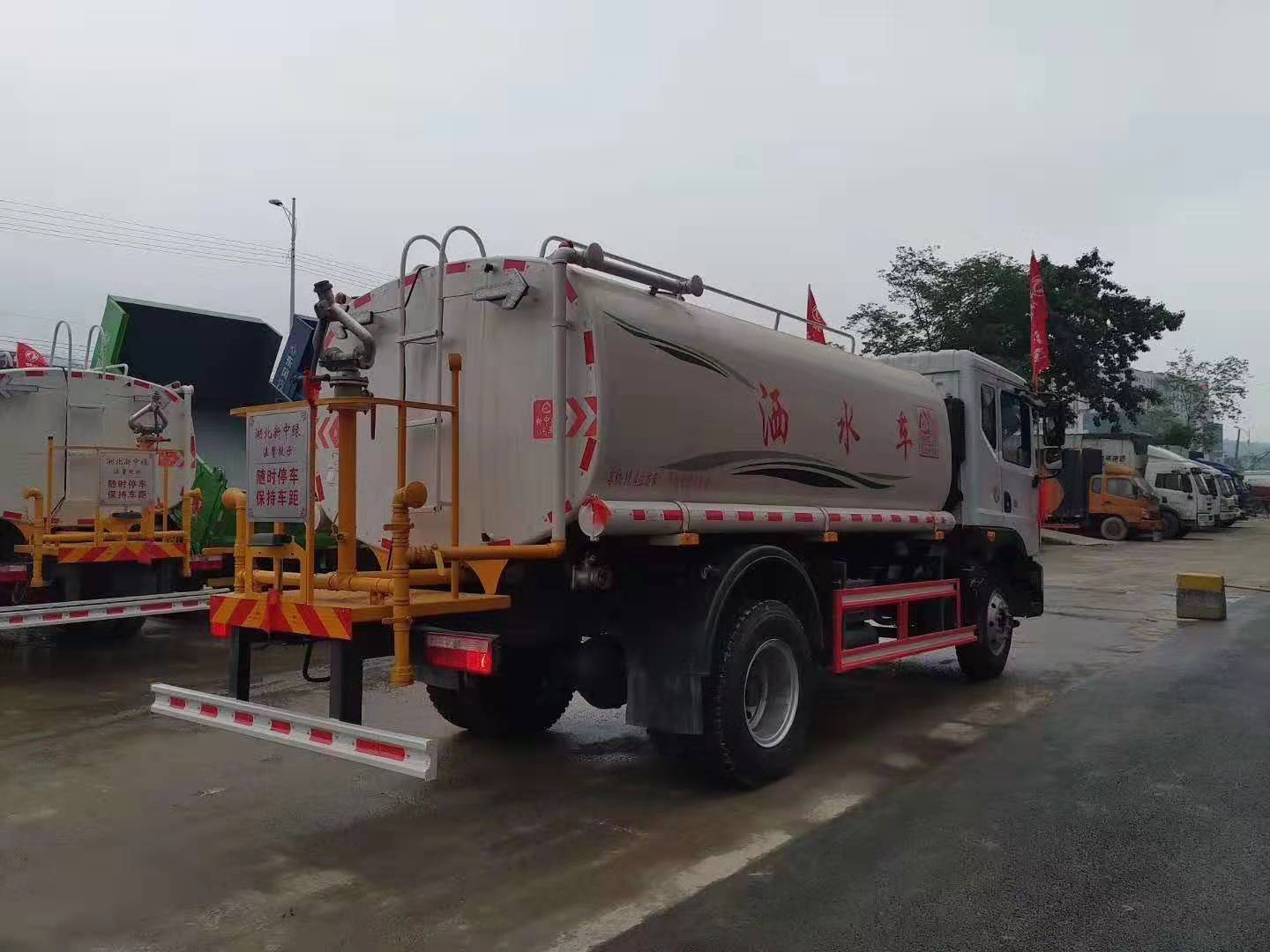 5方灑水車(chē)圖片/5方灑水車(chē)樣板圖 (4)