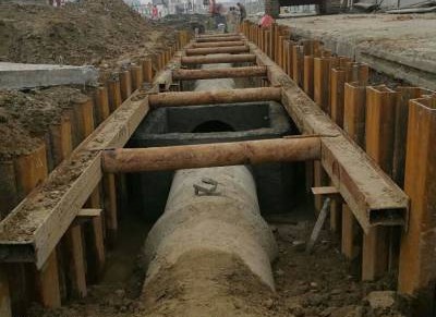 18拉森鋼板樁沉樁施工圖片