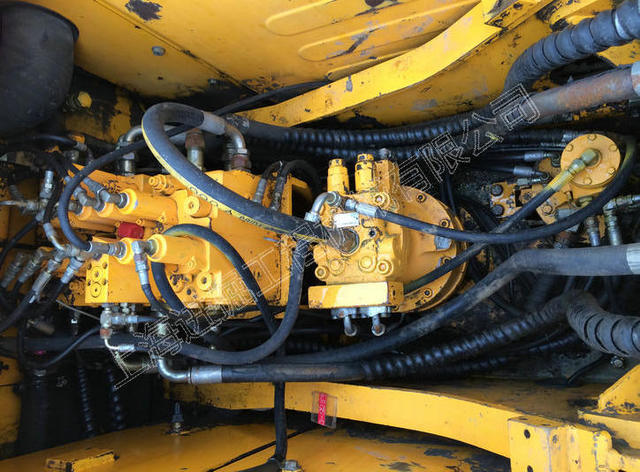 挖掘機(jī)圖片/挖掘機(jī)樣板圖 (2)