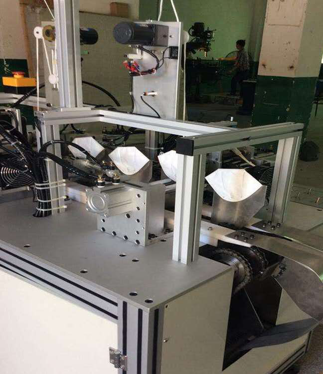 N95連續(xù)式口罩耳帶焊接機圖片/N95連續(xù)式口罩耳帶焊接機樣板圖 (2)