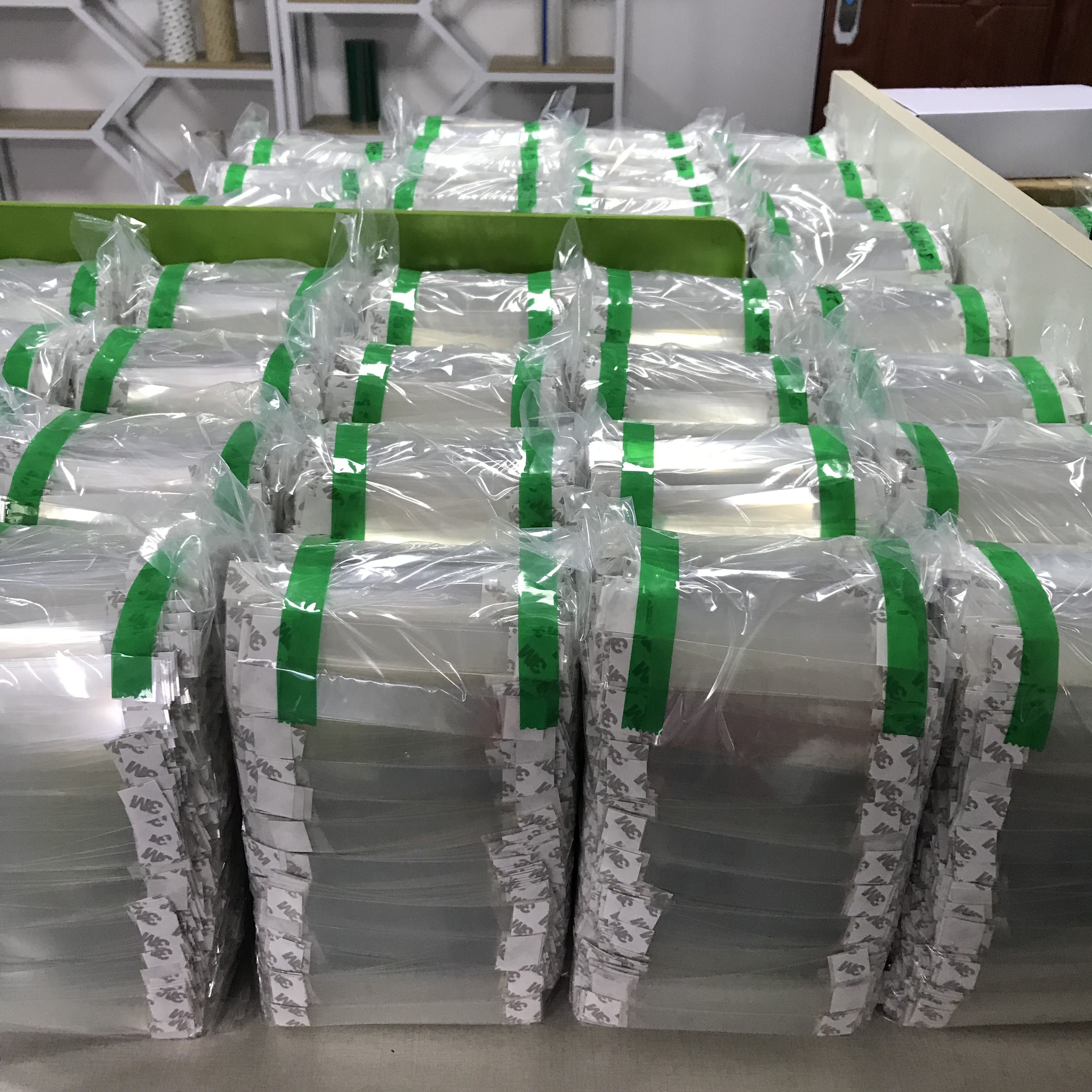 現(xiàn)貨供應(yīng)PET條 超市*跳跳卡 柜臺(tái)展示條 透明條 可定制 跳跳卡膠片