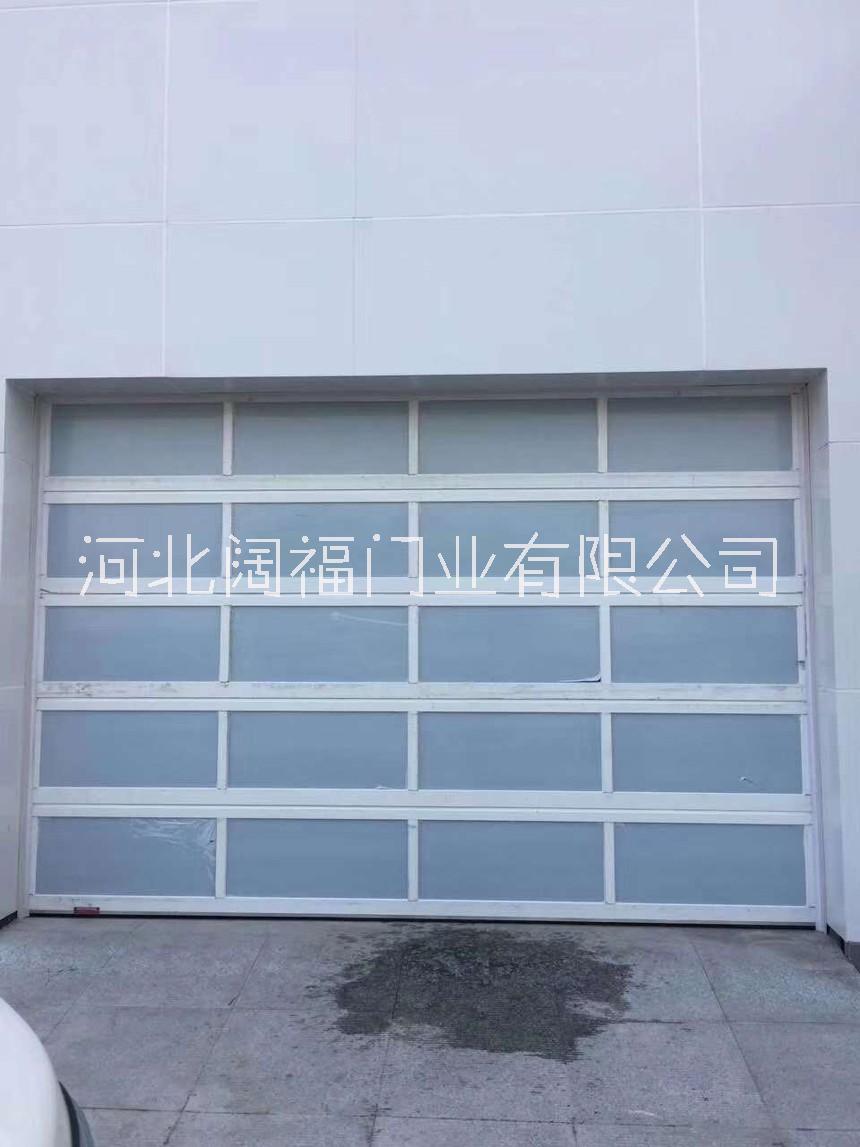闊福4S店全景門(mén) 闊福透視提升門(mén) 闊?；T(mén) 闊福透視卷簾門(mén) 闊?？焖匍T(mén) 闊福自動(dòng)門(mén)生產(chǎn)供應(yīng)全景門(mén)