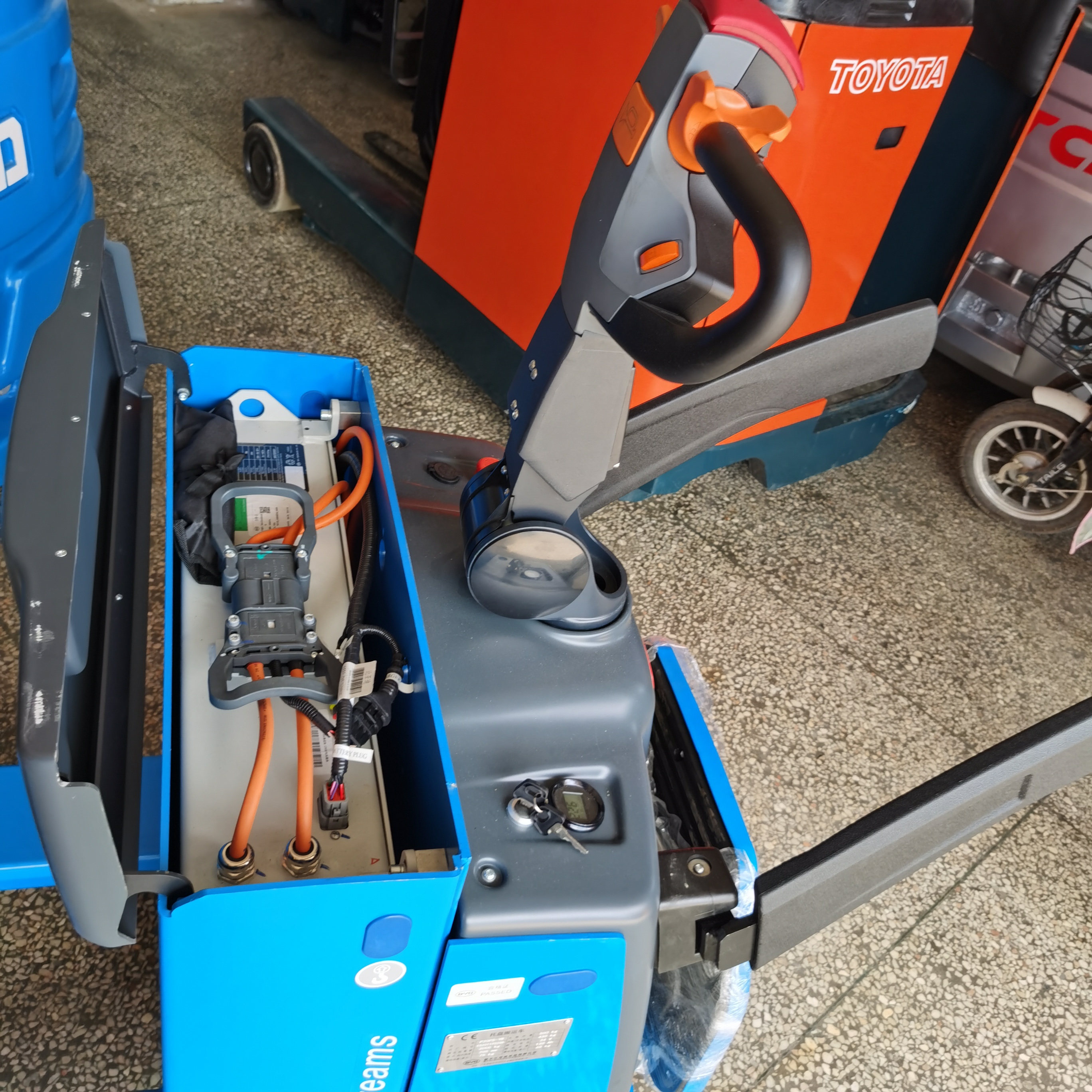 搬運(yùn)叉車圖片/搬運(yùn)叉車樣板圖 (3)