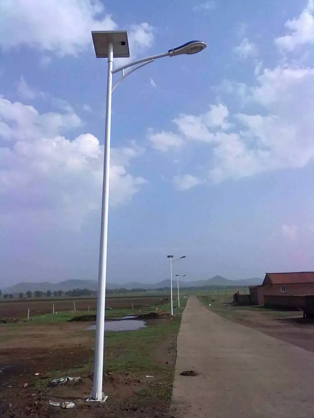 供应秦皇岛太阳能路灯厂家和价格 秦皇岛太阳能路灯太阳能路灯厂家图片