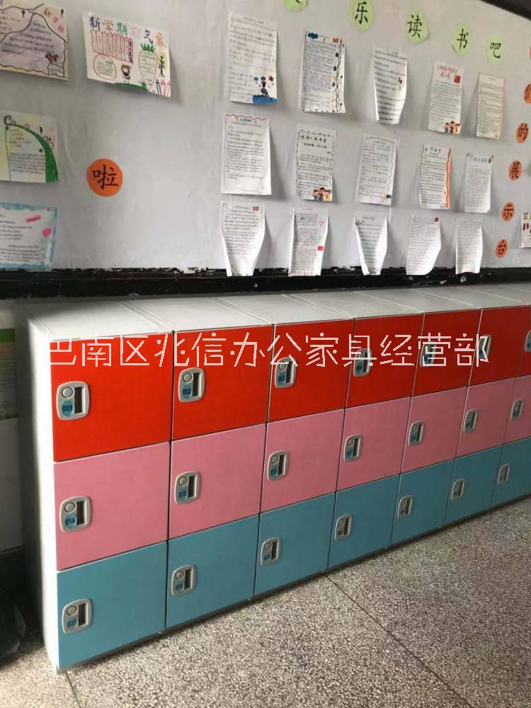 書包柜圖片/書包柜樣板圖 (1)