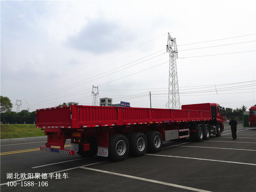 側(cè)翻自卸半掛車圖片/側(cè)翻自卸半掛車樣板圖 (4)