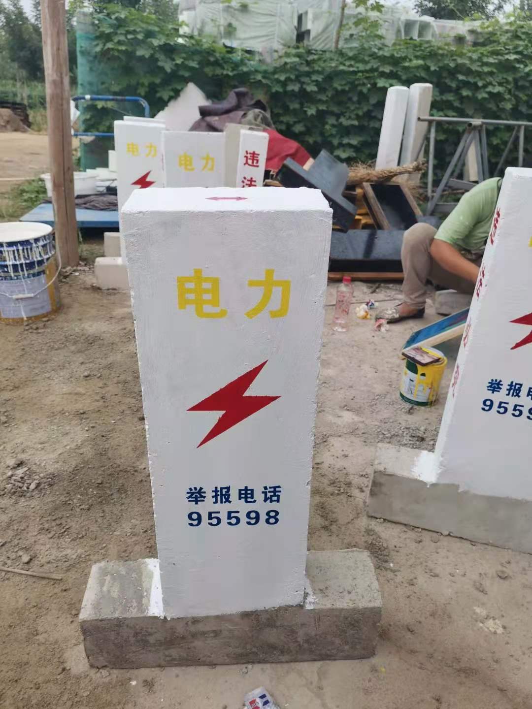 河道混凝土預(yù)制標(biāo)示樁廠家-價(jià)格-供應(yīng)商 河道混凝土預(yù)制標(biāo)示樁