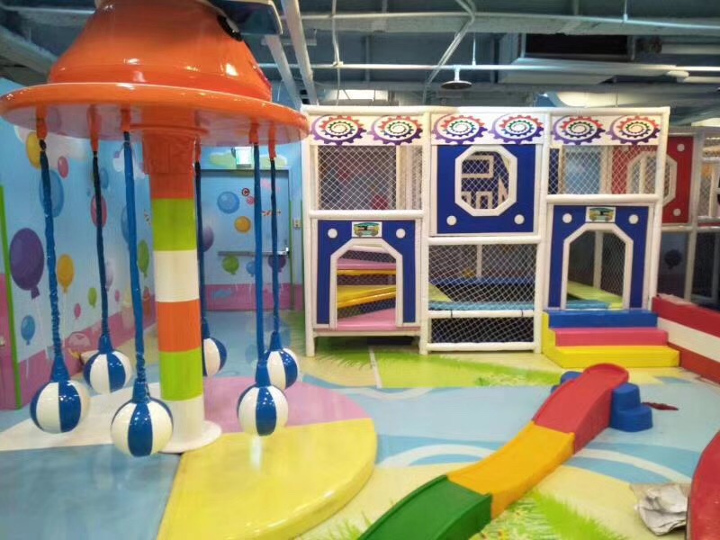 淘氣堡廠家   淄博淘氣堡廠家