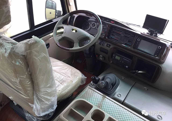 仿考斯特客車(chē)圖片/仿考斯特客車(chē)樣板圖 (4)