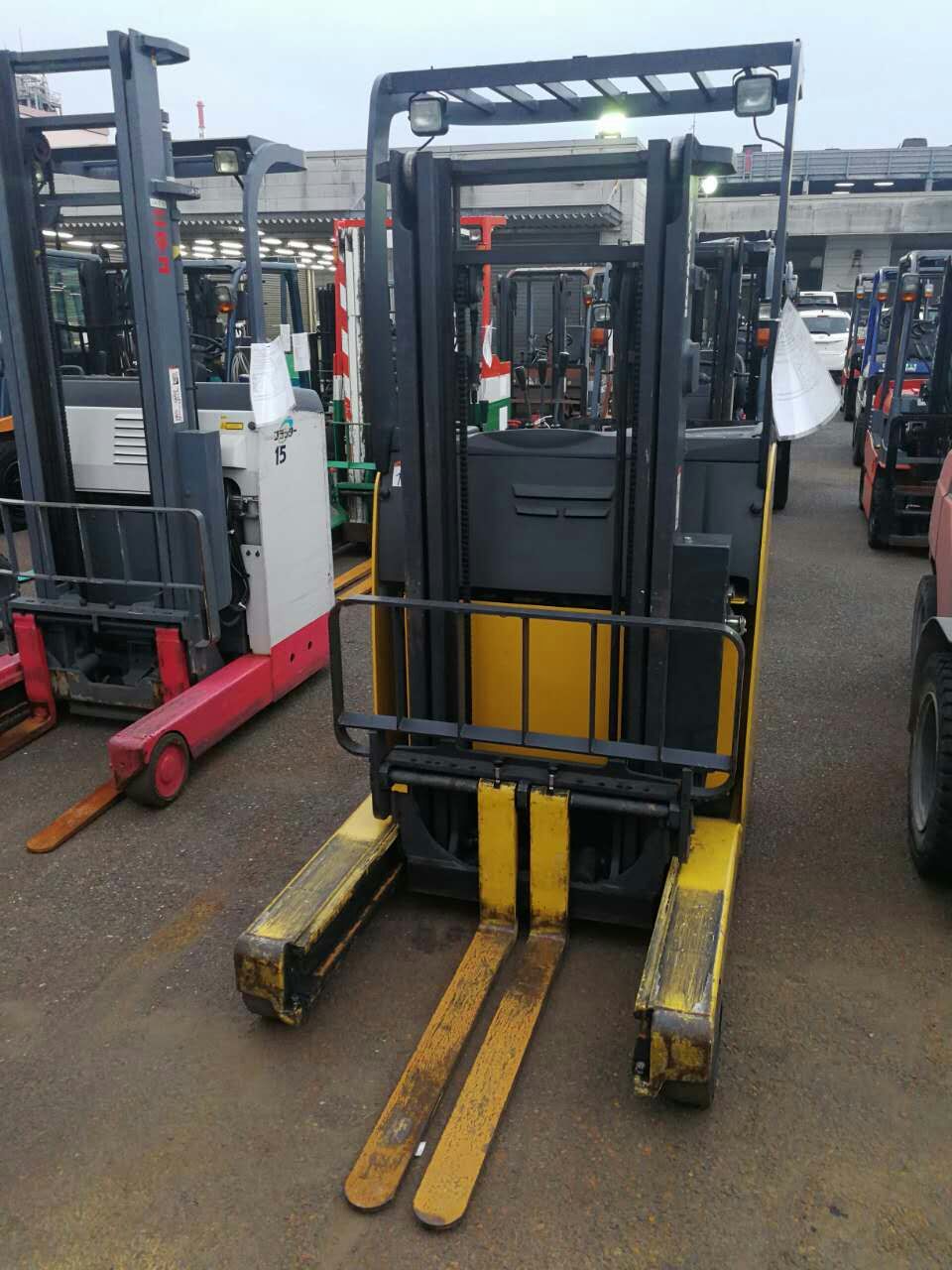 前移式叉車哪里便宜  前移式叉車廠家