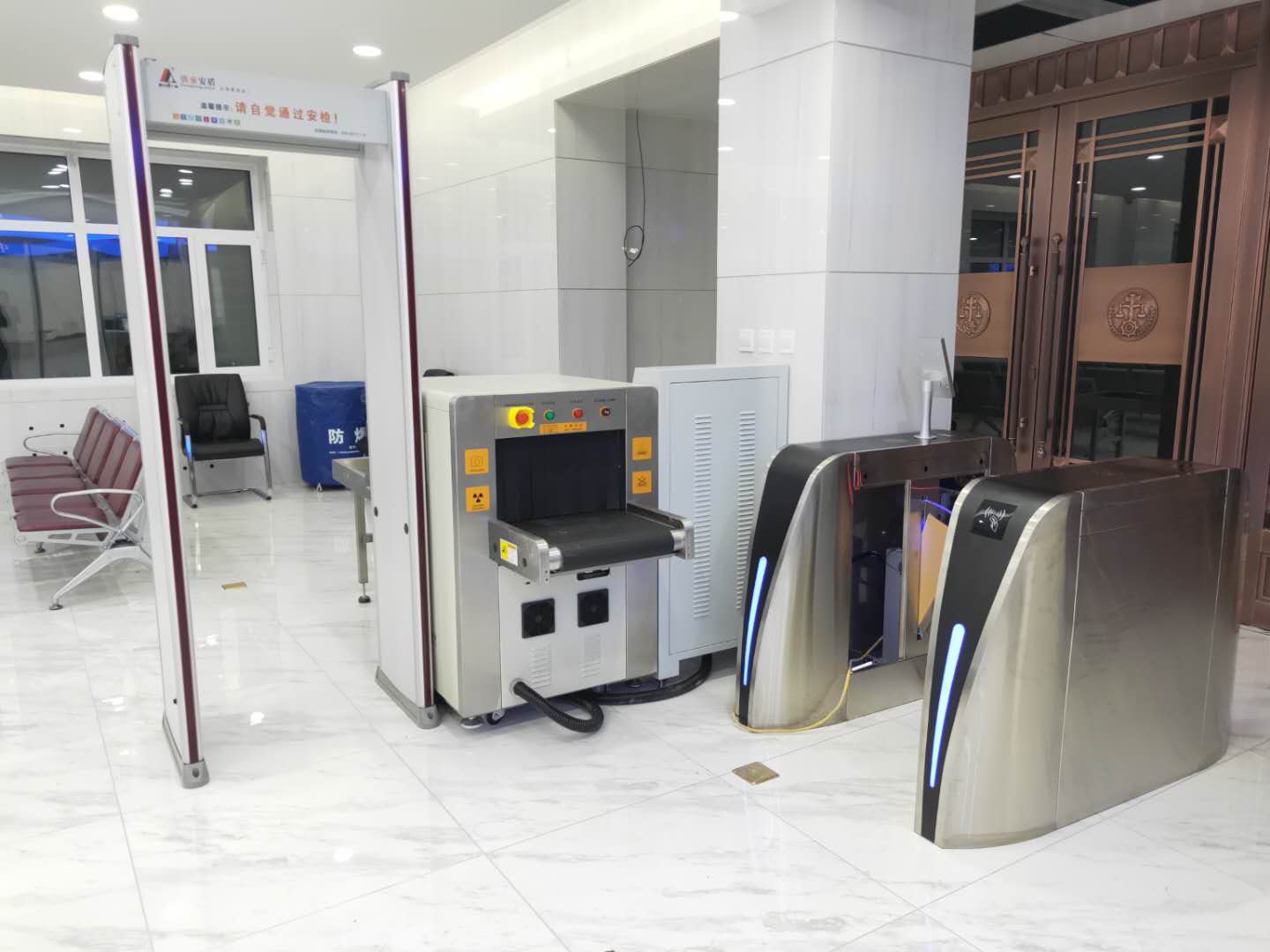 吉林安檢門安檢機(jī)圖片
