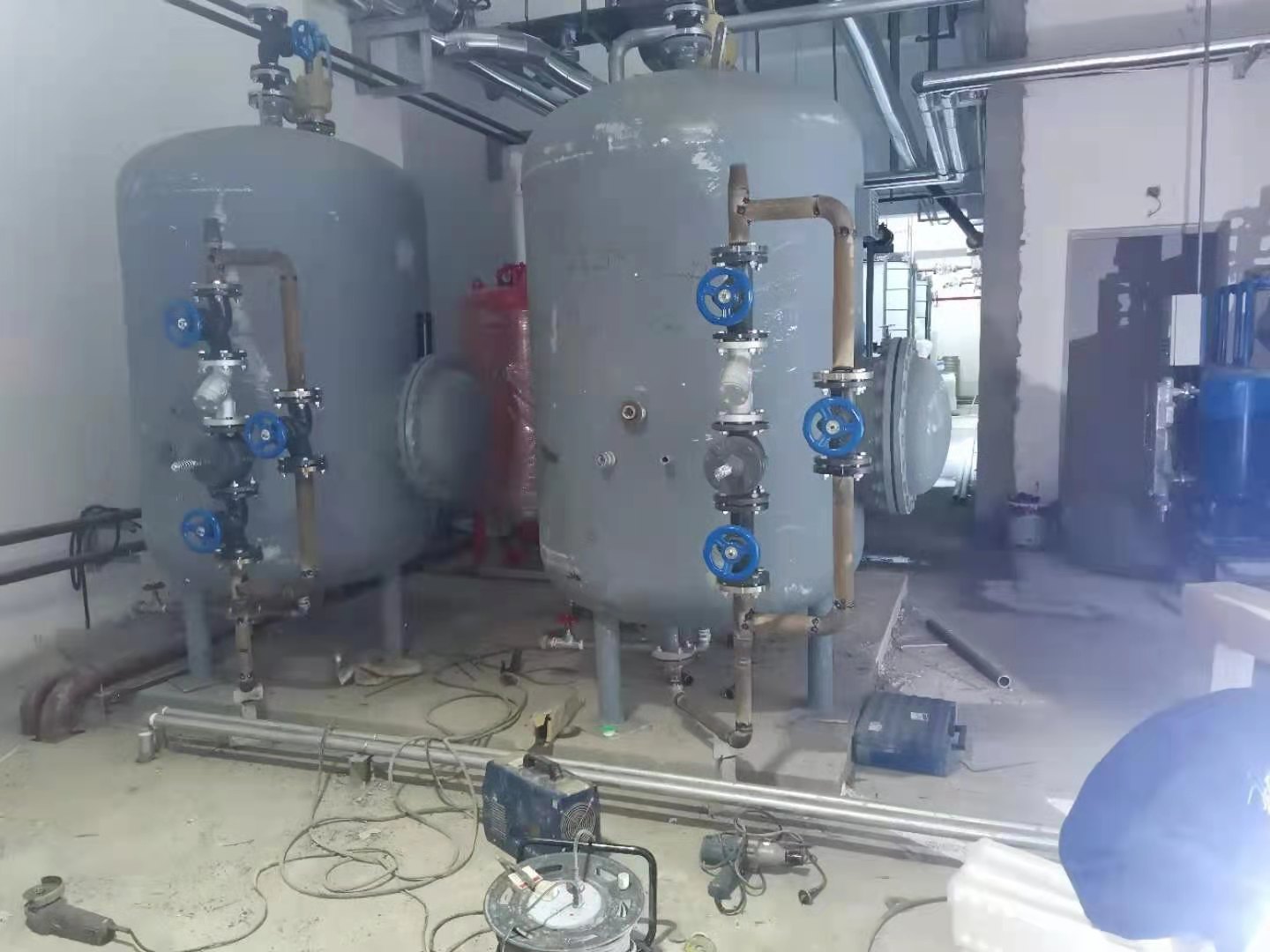 容積式換熱器 浮動盤管換熱器圖片