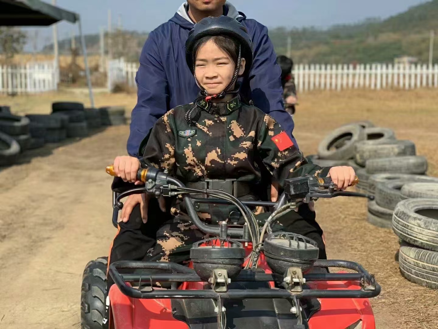 軍事夏令營多少錢圖片