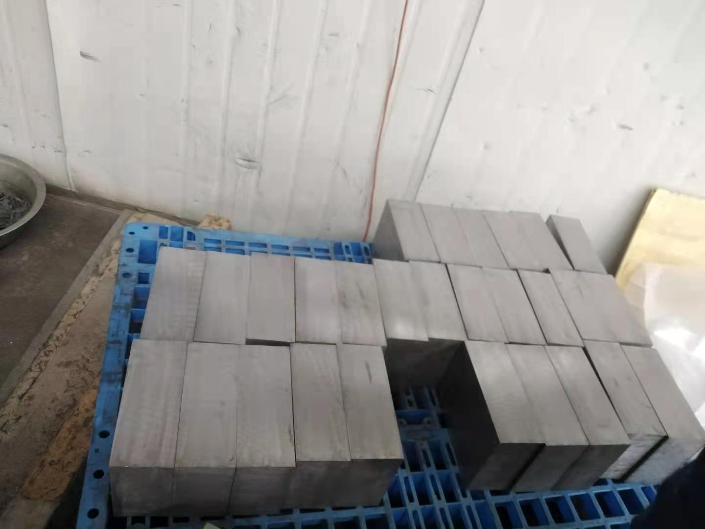 鈦板現(xiàn)貨圖片