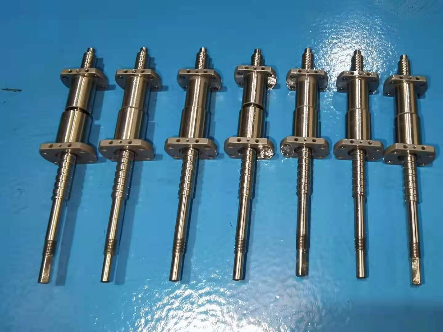 左右一體0804滾珠絲杠圖片