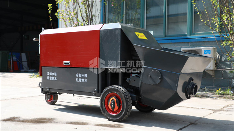 15kw混凝土輸送泵，小型泵澆筑泵，二次結(jié)構(gòu)輸送泵