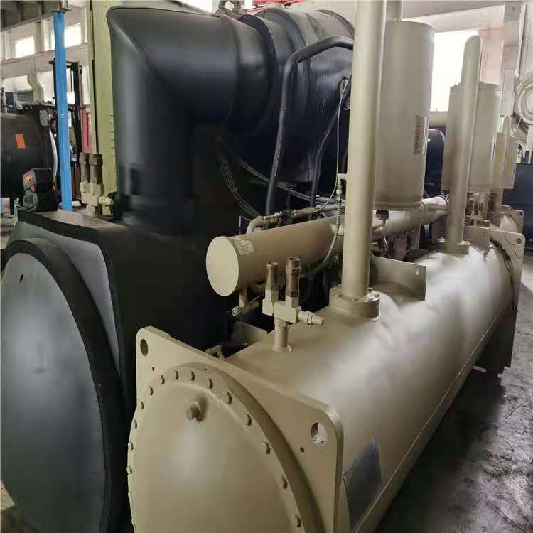 螺桿式冷水機(jī)圖片/螺桿式冷水機(jī)樣板圖 (3)