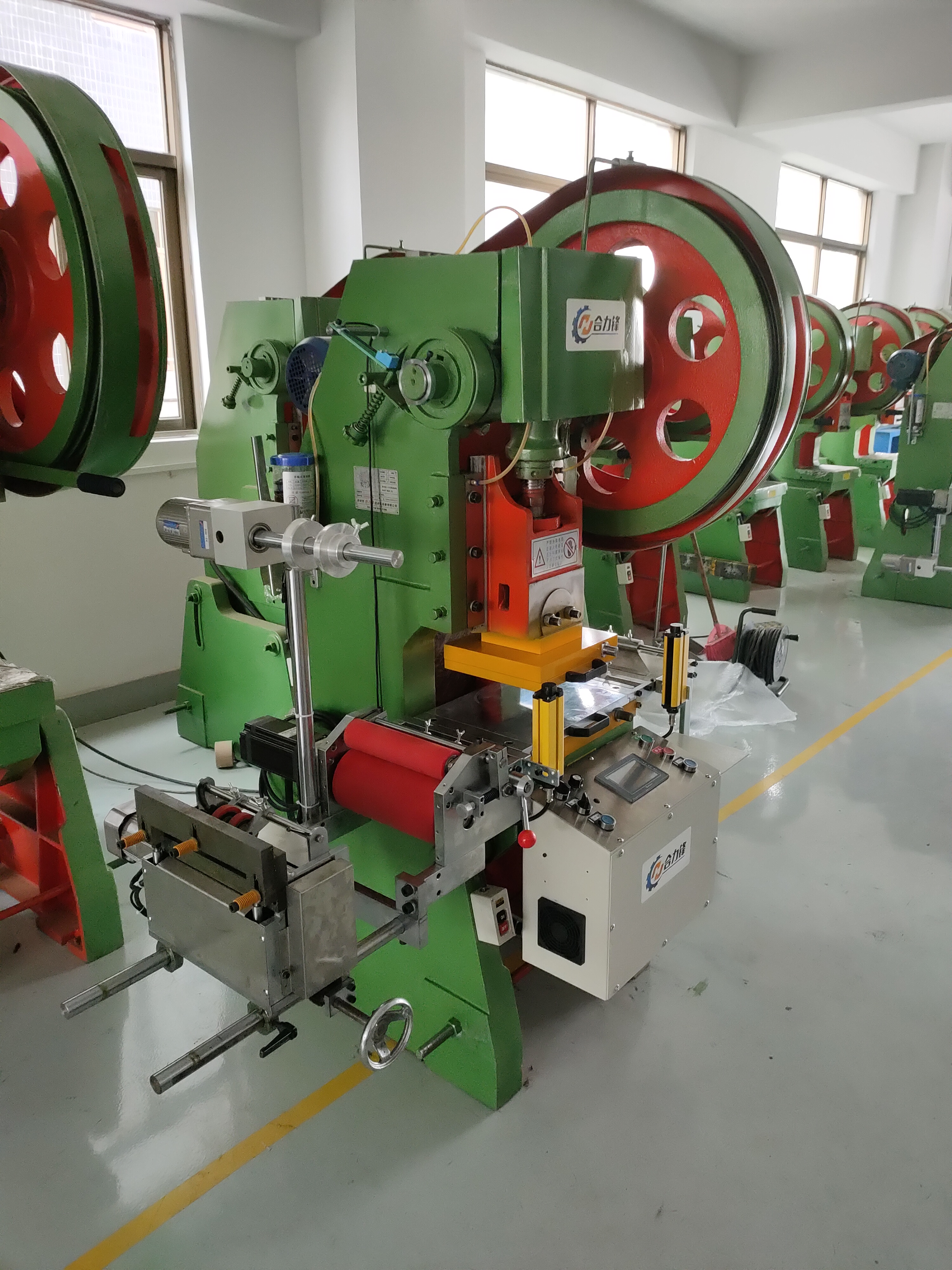 模切沖床圖片/模切沖床樣板圖 (3)