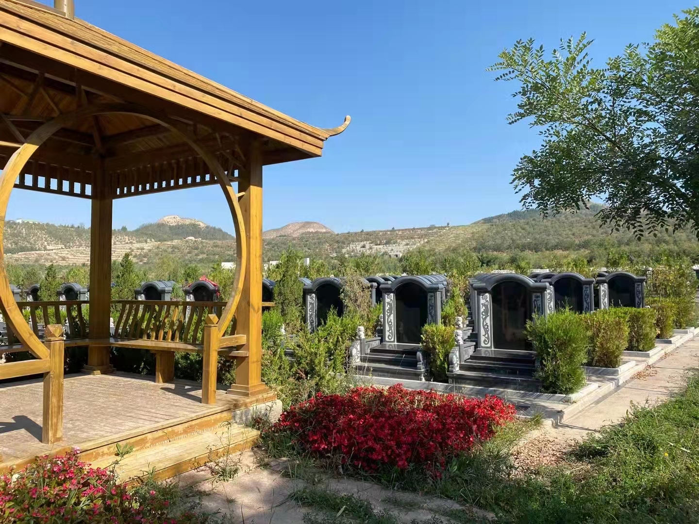 蘭州臥龍崗公墓墓地團(tuán)購(gòu) 購(gòu)買(mǎi)地址 蘭州臥龍崗公墓墓地團(tuán)購(gòu)購(gòu)買(mǎi)地址