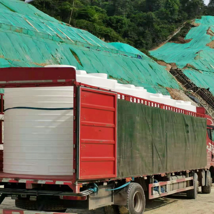 工地臨時(shí)水箱圖片/工地臨時(shí)水箱樣板圖 (3)