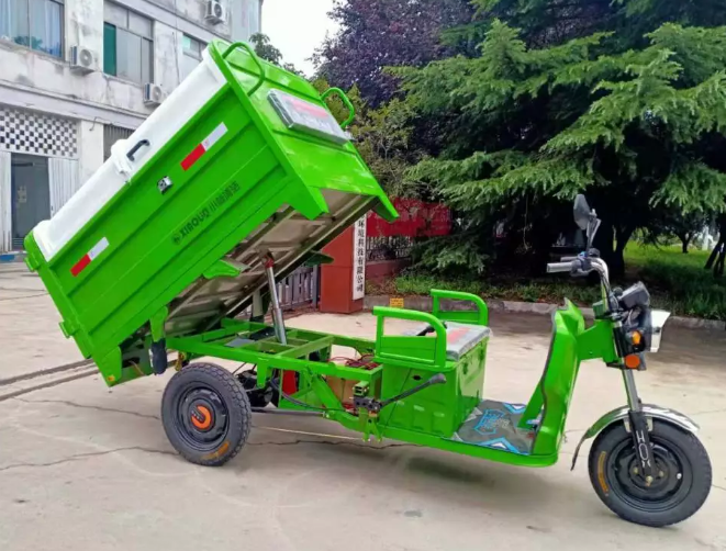 環(huán)衛(wèi)三輪保潔車哪里有  環(huán)衛(wèi)三輪保潔車多少錢