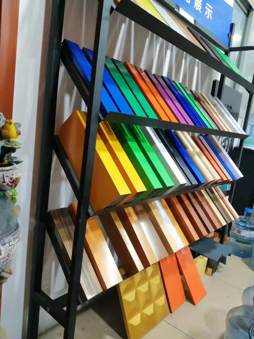 鋁方通價(jià)格圖片