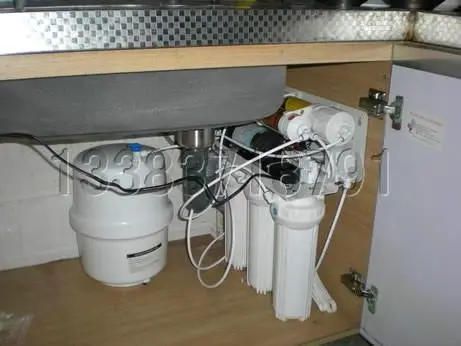 鄭州凈水器維修中心圖片