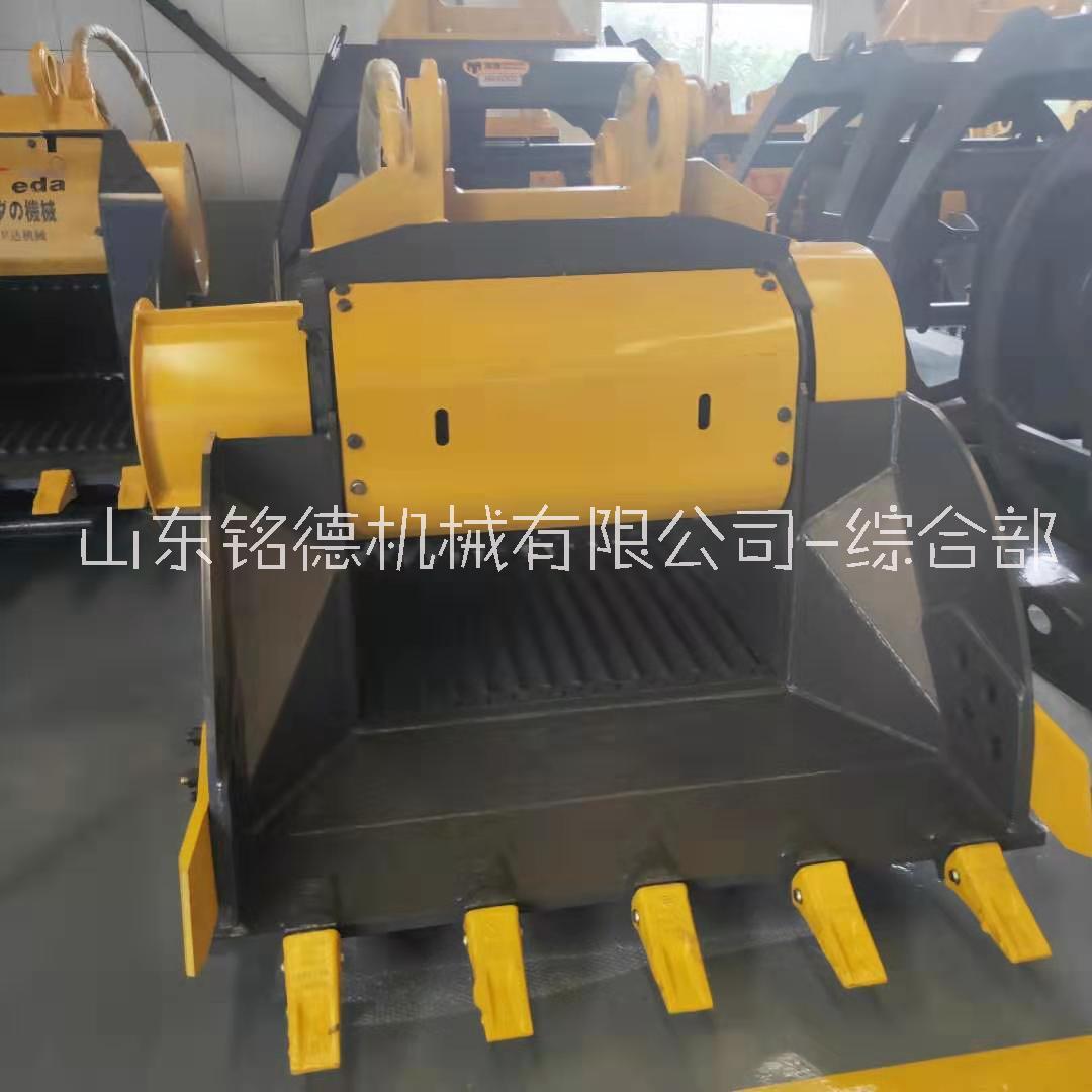 安徽 挖機(jī)小型破碎機(jī)廠家 石灰石液壓破碎鏟斗 高產(chǎn)量鉤機(jī)液壓粉碎石子鏟斗