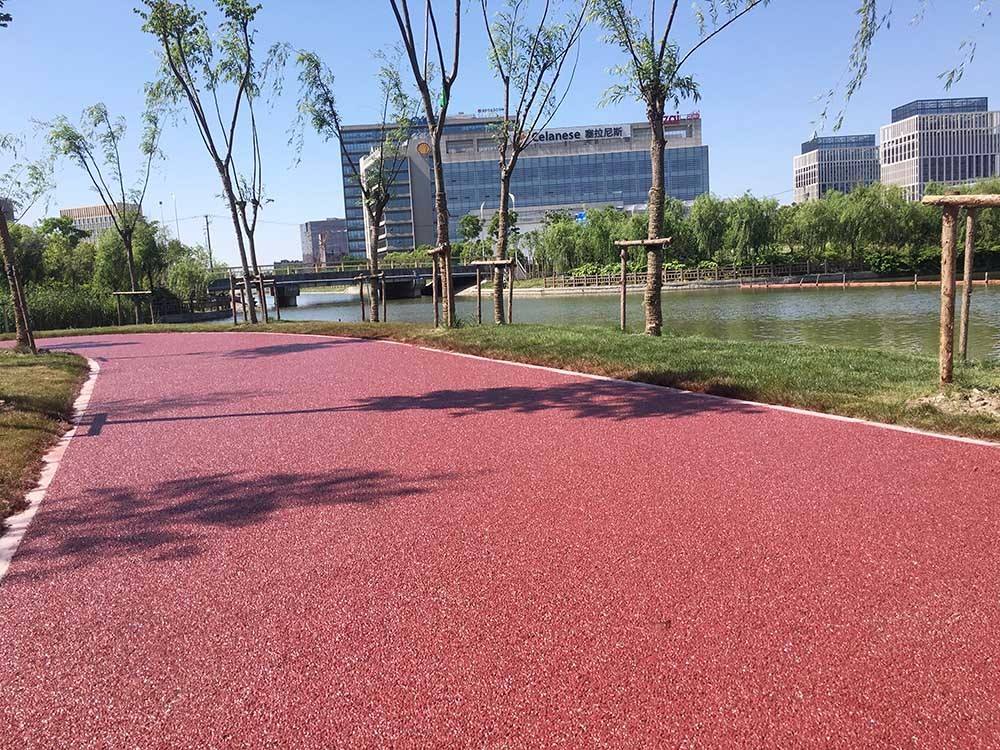 淄博市彩色压膜地坪厂家彩色压膜地坪厂家-彩色压膜地坪报价-菏泽彩色压膜地坪价格-莱芜彩色压膜地坪价格【淄博天清地坪工程有限公司 】