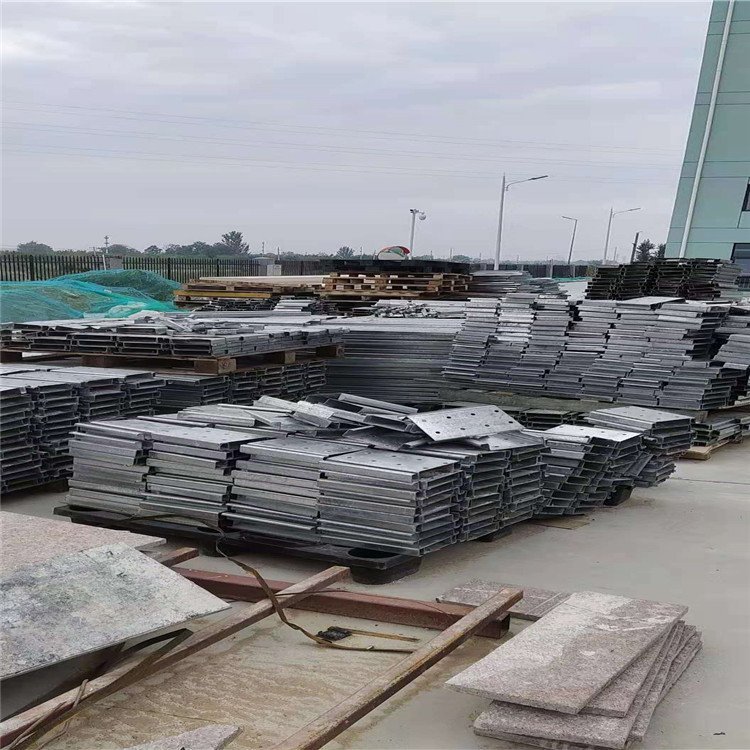 南充 廢金屬回收哪家價(jià)格高？二手廢鐵廢銅大量轉(zhuǎn)讓公司