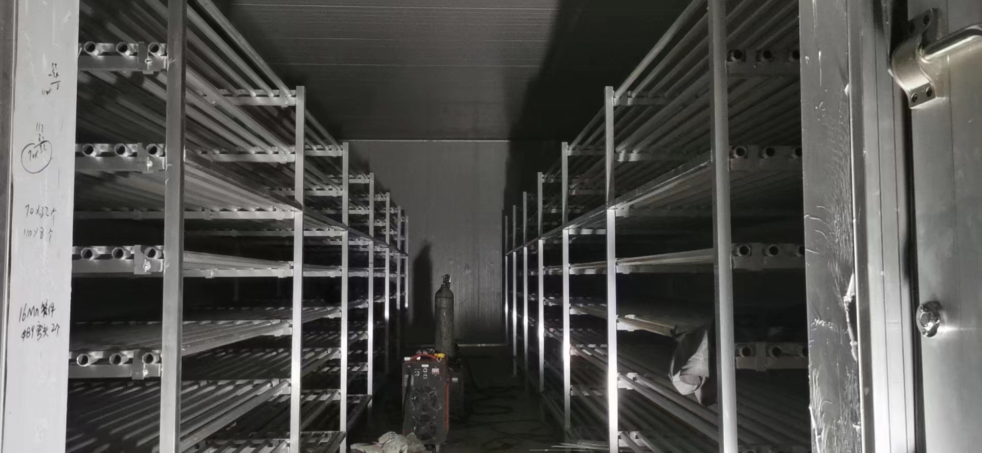 鋁排庫價(jià)格圖片/鋁排庫價(jià)格樣板圖 (4)