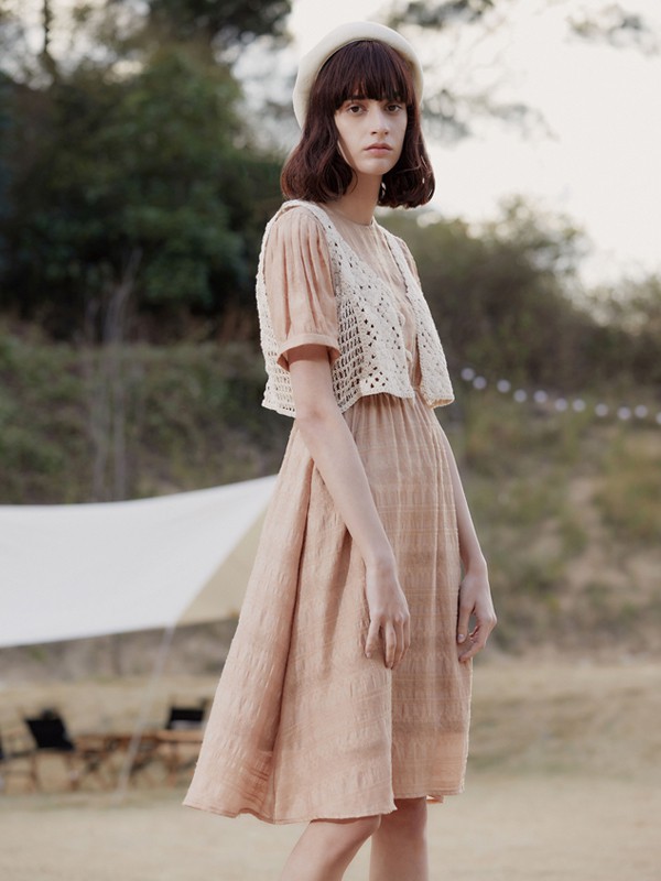 原創(chuàng)休閑服裝詩(shī)萌品牌折扣女裝貨源供應(yīng)鏈 廣州品牌折扣實(shí)體店女裝尾貨低 價(jià)批發(fā)