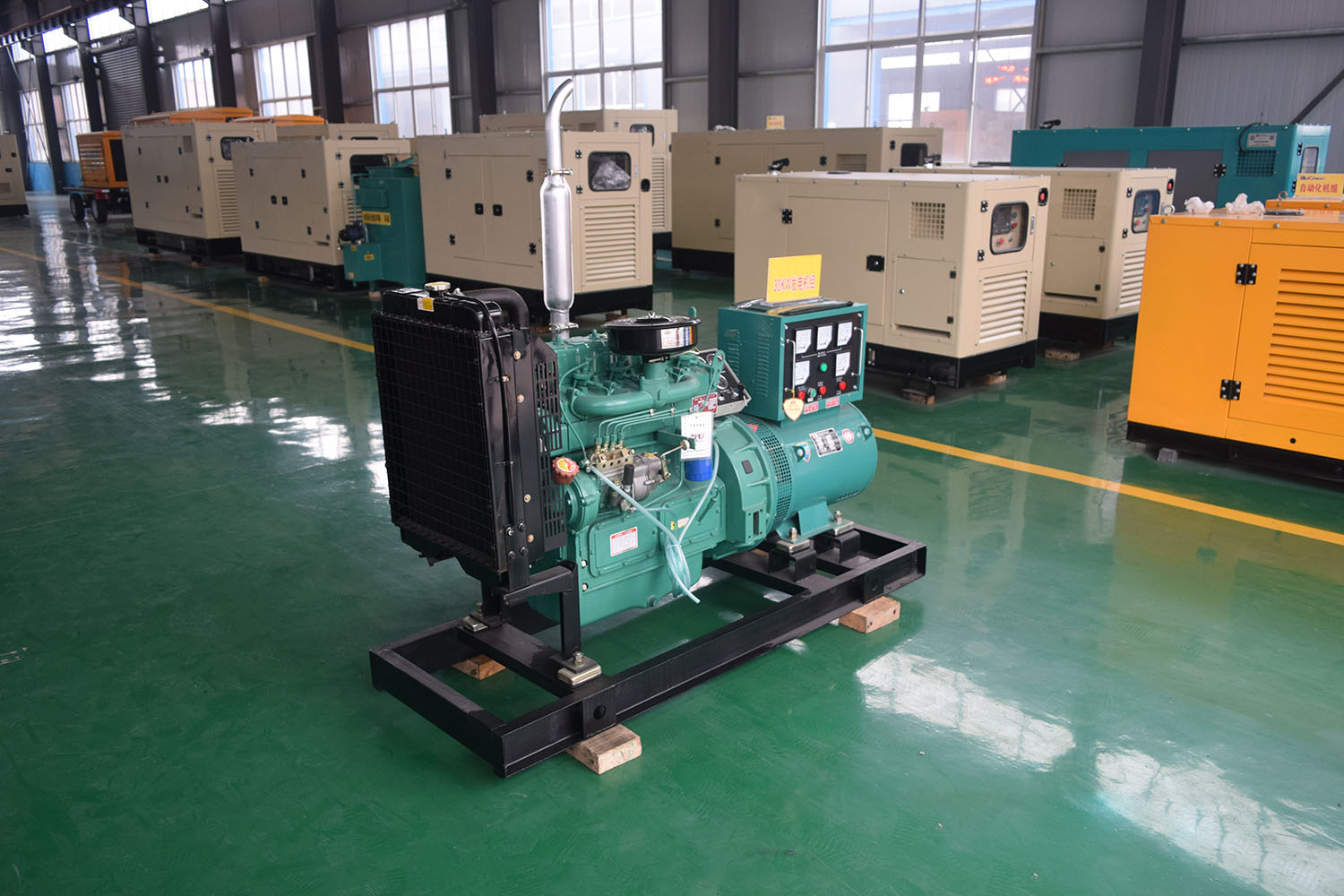 30kw柴油發(fā)電機(jī)組圖片/30kw柴油發(fā)電機(jī)組樣板圖 (2)