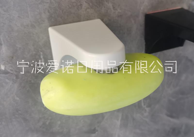 跨境熱銷 倒掛磁吸香皂架 夏季洗澡自備肥皂瀝水肥皂盒
