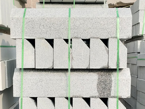 倒角路沿石批發(fā)圖片