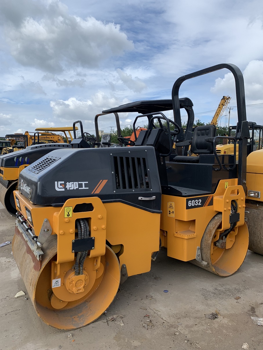 22噸壓路機圖片/22噸壓路機樣板圖 (4)