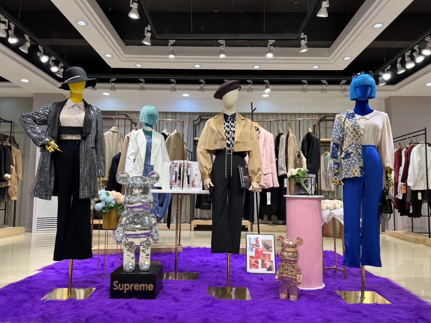 女裝批發(fā) 珂萊迪奧2022秋品牌剪標(biāo)女裝撤柜尾貨批發(fā)實(shí)體店特賣場貨源進(jìn)貨渠道