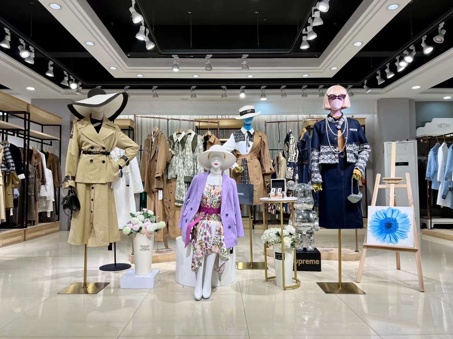 施珞琦2023新款春裝品牌折扣女裝工廠批發(fā)品牌撤柜實(shí)體店女裝批發(fā)貨源