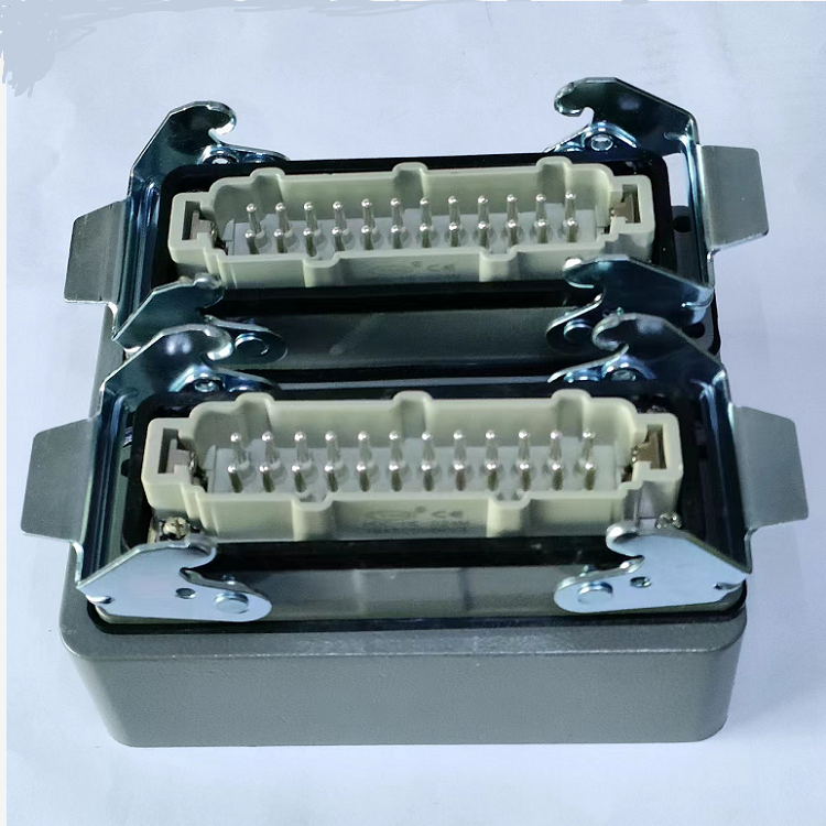 熱流道接線(xiàn)盒圖片/熱流道接線(xiàn)盒樣板圖 (3)