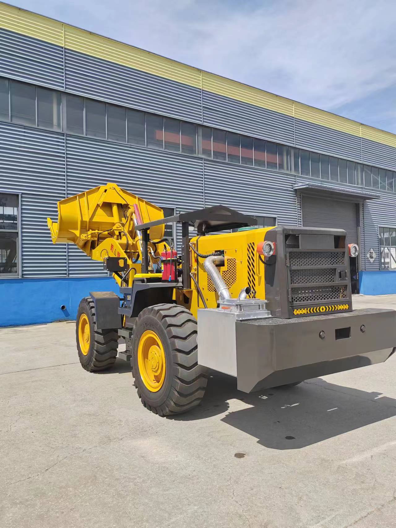 30裝載機(jī)圖片/30裝載機(jī)樣板圖 (2)