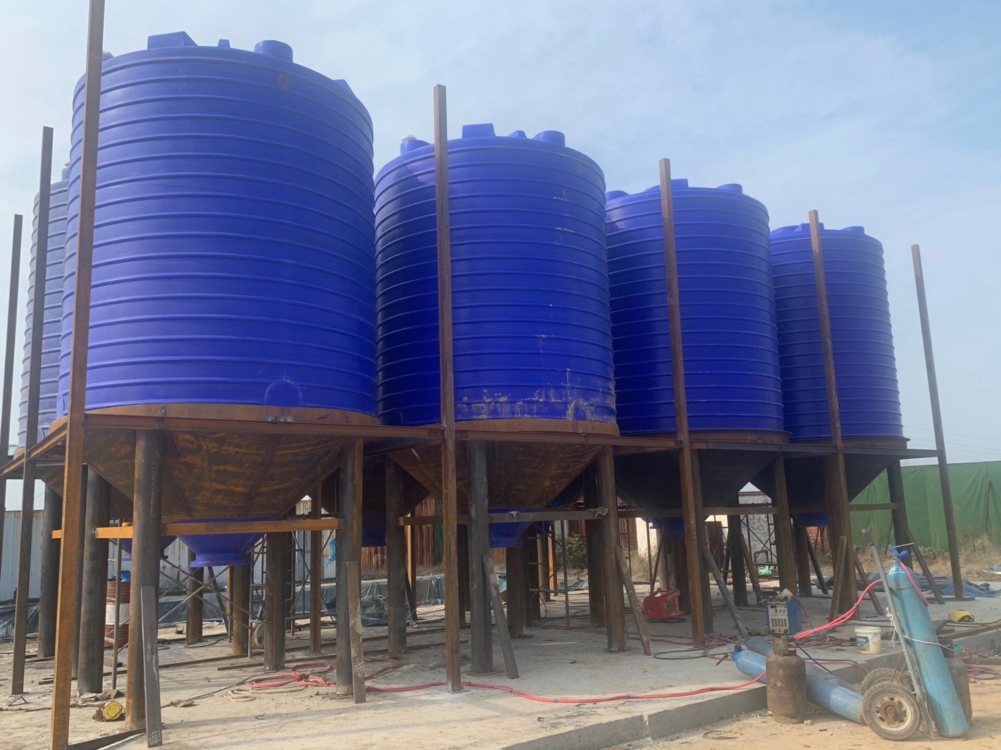 藍色酸洗罐圖片/藍色酸洗罐樣板圖 (2)