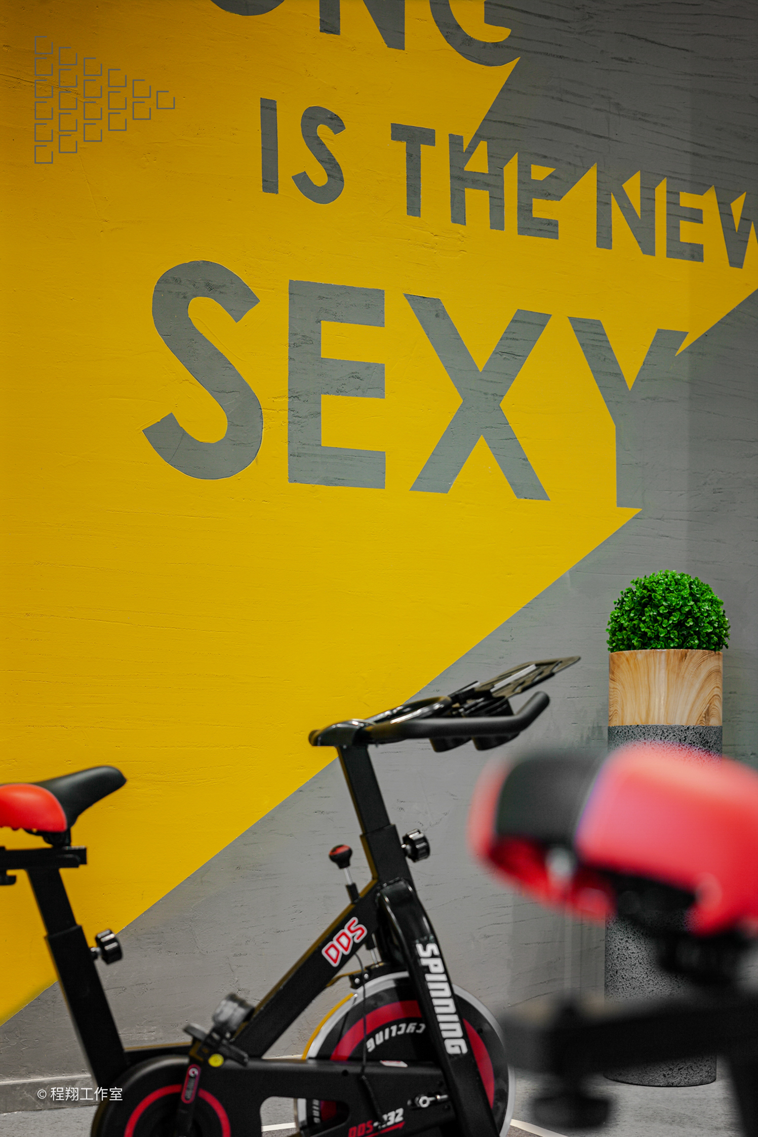 地產(chǎn)架空層攝影圖片/地產(chǎn)架空層攝影樣板圖 (3)