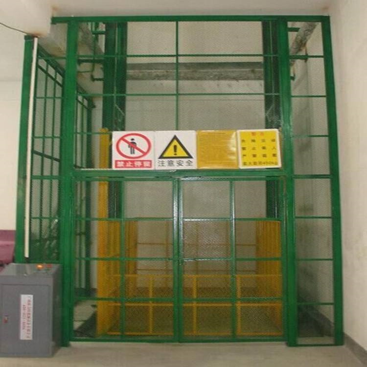 室外導(dǎo)軌式貨梯圖片/室外導(dǎo)軌式貨梯樣板圖 (2)